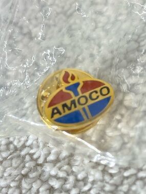 5/$35 Vintage Amoco Gas Oil Petroleum Refinery Logo Sealed Travel Lapel Pin